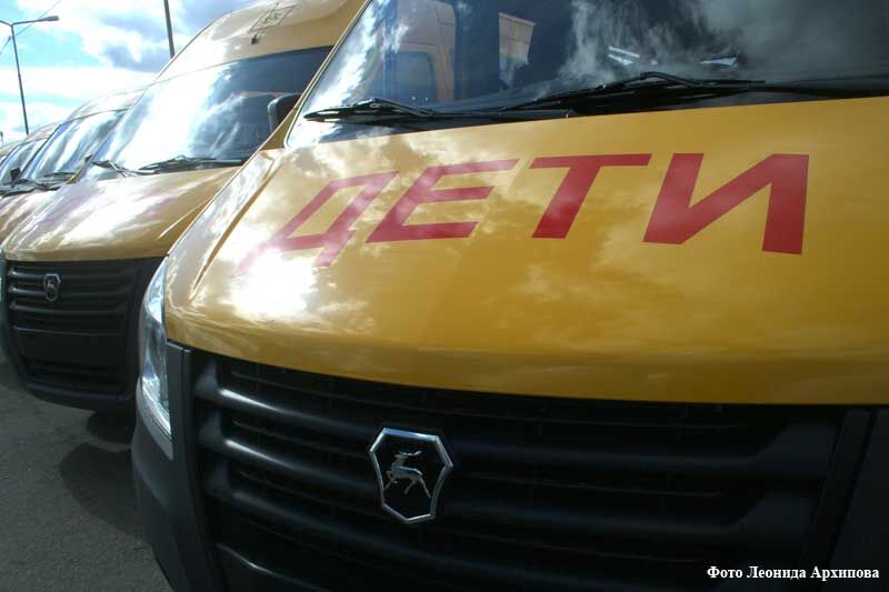 Курганская область получит дополнительно новые школьные автобусы и машины скорой помощи