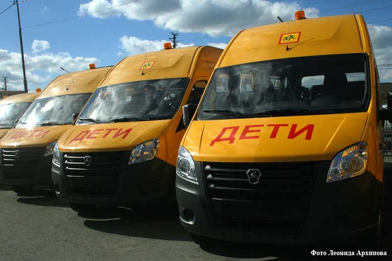 Курганская область получит новые машины скорой помощи и школьные автобусы