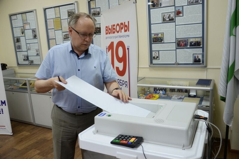 В Кургане протестировали избирательные бюллетени для электронных комплексов