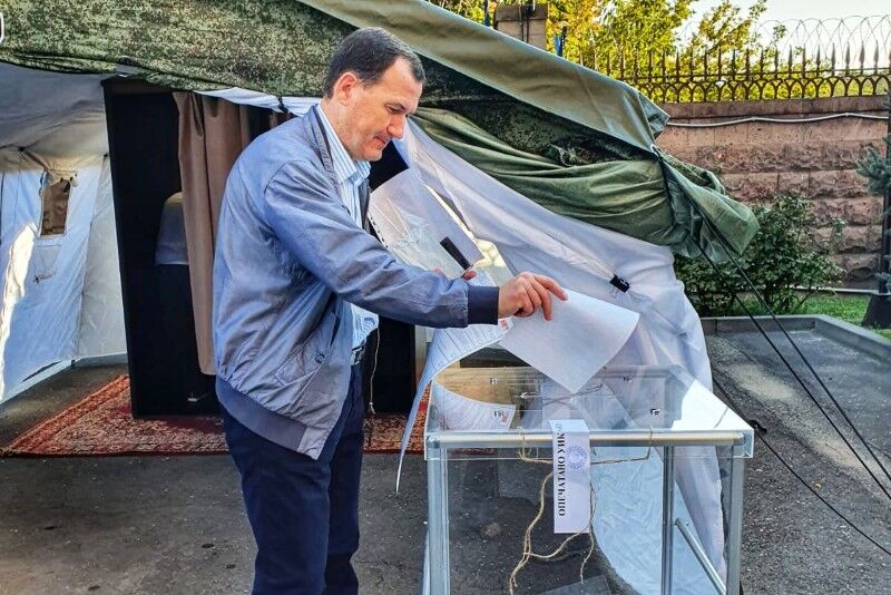 Курганцы голосуют за рубежом