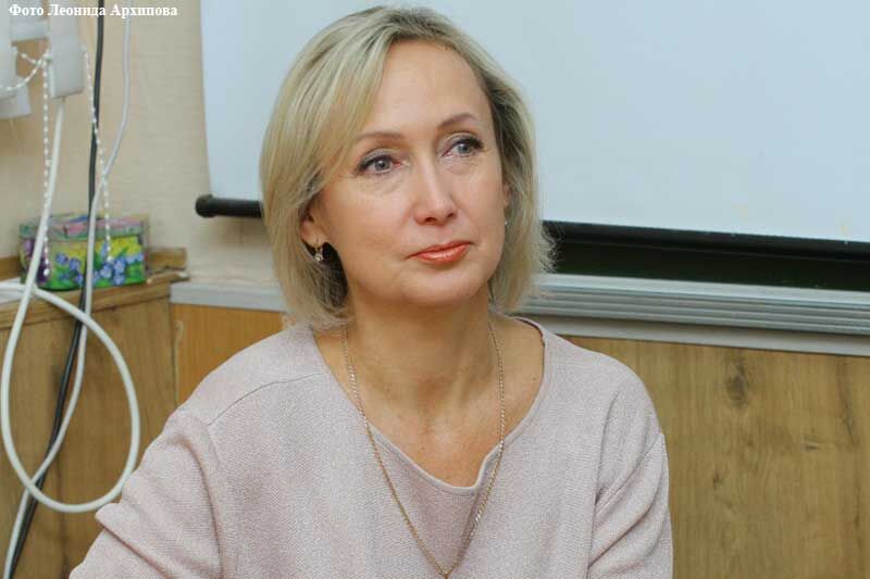 Почему важно, чтобы дети учились читать по бумажной книге?