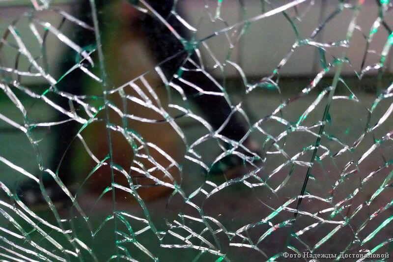 В Кургане вандалы повредили почти каждую из новых остановок