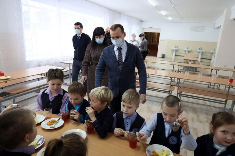 Курганский губернатор нагрянул с внезапной проверкой по школьному питанию