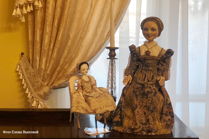 В Доме-музее декабристов открывается выставка авторских кукол «Музыкальная гостиная»