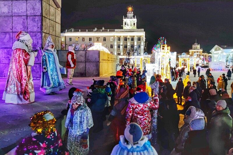 В Кургане 17 автоклубов устроят новогодний флешмоб