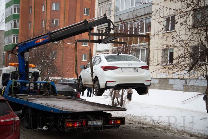 В Курганской области с Нового года увеличатся тарифы на услуги эвакуаторов и штрафстоянок