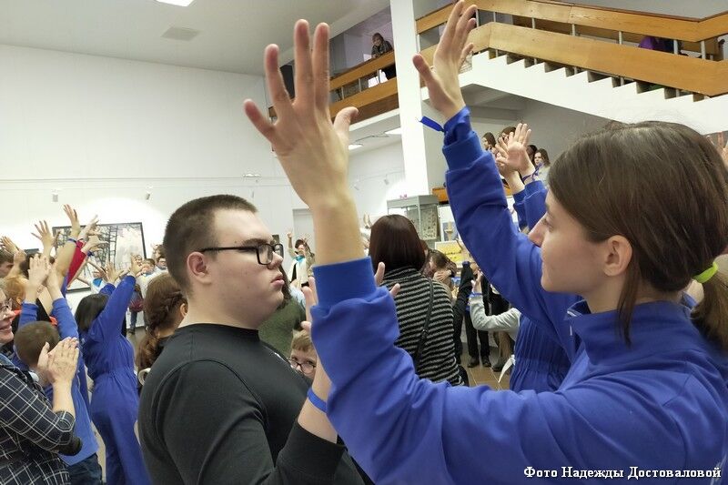 Курган присоединился к акции «Зажги синим»