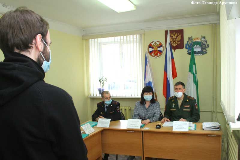 В Кургане идет весенний призыв