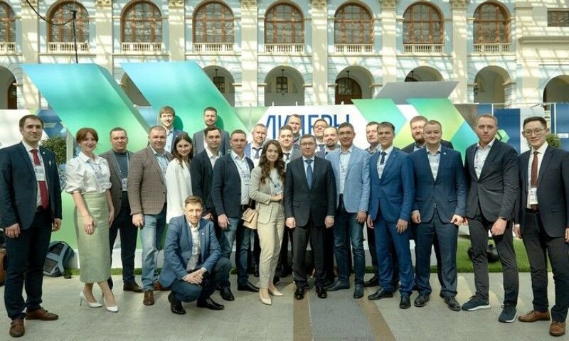 Встреча с участниками суперфинала конкурса «Лидеры России»