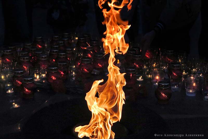 В Кургане сотни горожан почтили погибших в Великой Отечественной войне