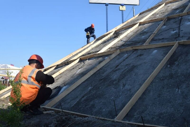 Песчаная подушка безопасности под Некрасовским мостом приведена в соответствие