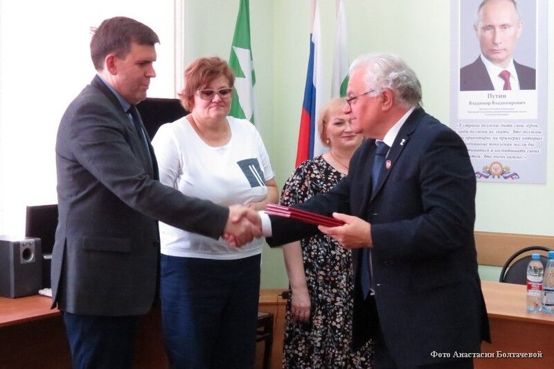 Совет ветеранов подписал соглашение о сотрудничестве с курганскими школами