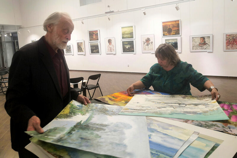 Всероссийская выставка акварели займет почти все залы Курганского художественного музея
