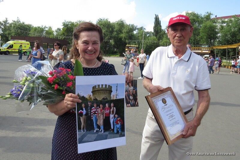 В Кургане супругам, прожившим в браке более 40 лет, вручили медали «За любовь и верность»