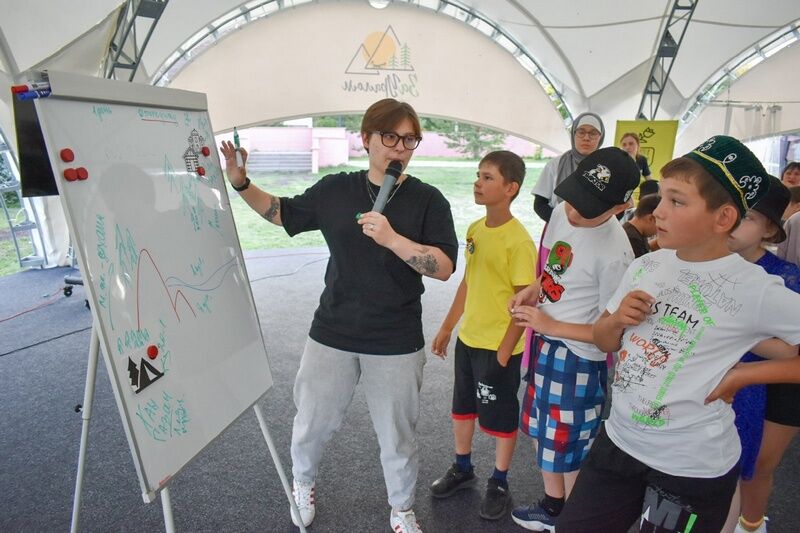 Впервые в Зауралье для детей проходит профильная татарская смена