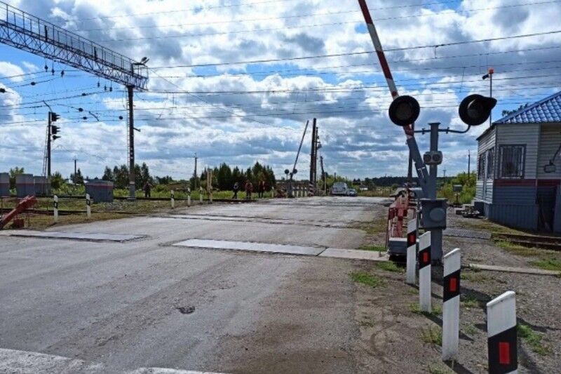 В Кургане на железнодорожном переезде погиб велосипедист