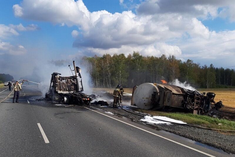 Появились подробности ДТП с бензовозом на зауральской трассе: пострадала 4-летняя девочка