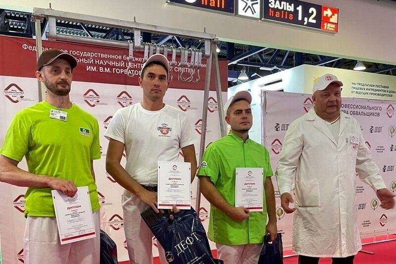 Сотрудник курганского мясоперерабатывающего предприятия «Велес» признан лучшим обвальщиком мяса в России