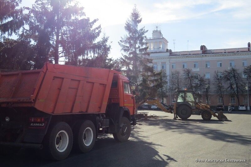 На центральной улице Кургана меняют уличное освещение