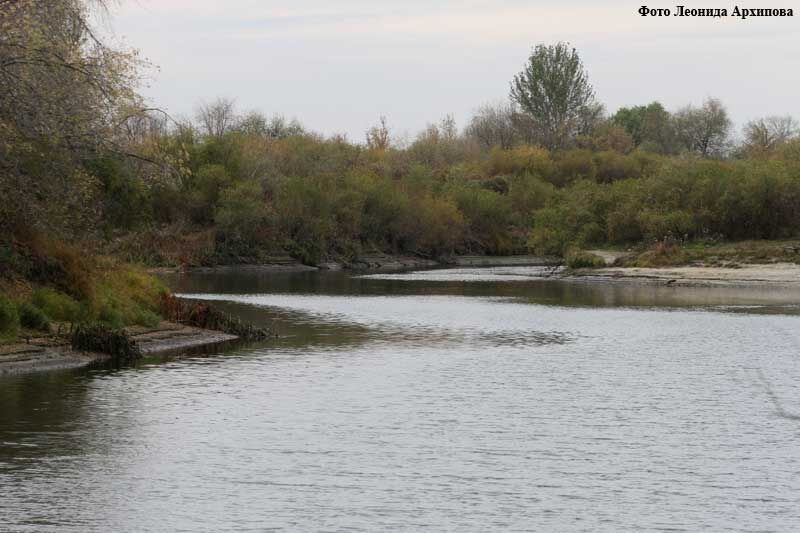 Курганские нефтепроводчики провели учения на реке Тобол