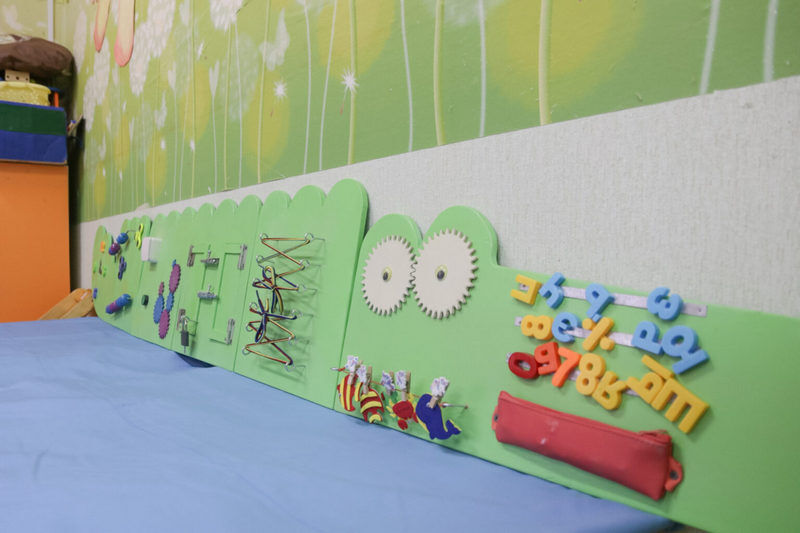 Курганские волонтеры помогают детям развивать мелкую моторику