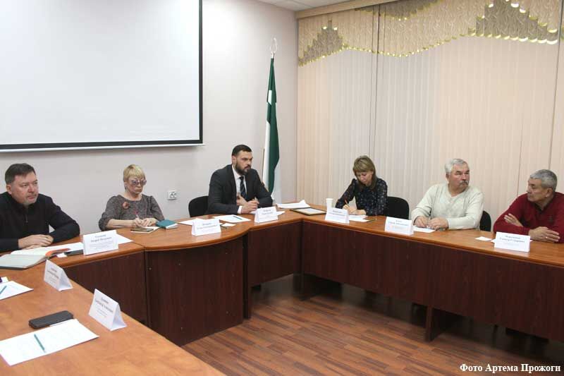 Комиссия общественной палаты города Кургана по вопросам ЖКХ и благоустройства провела заседание