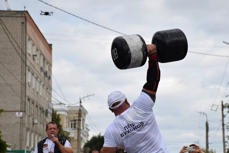 Самый сильный человек Кургана забрал серебряную медаль