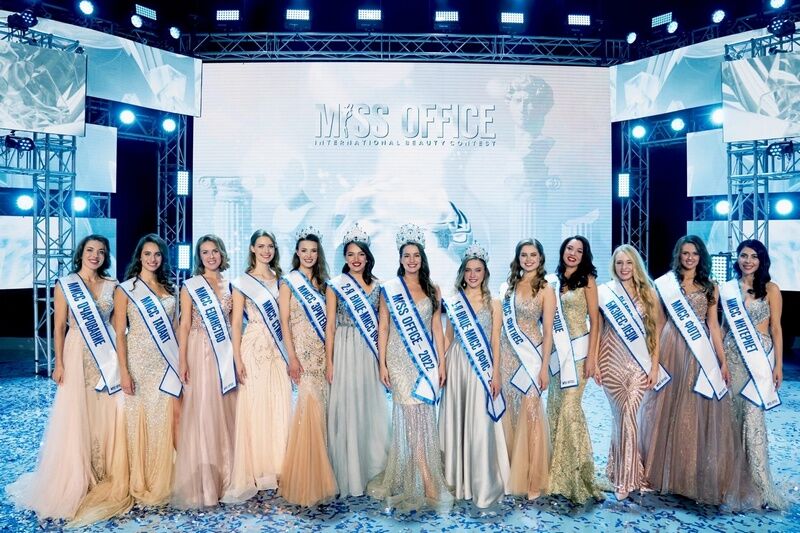Девушка из Кургана стала одной из «Мисс Офис — 2022»