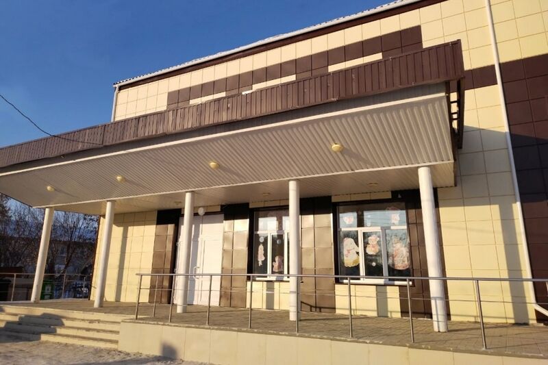 В Курганской области капитально отремонтировали Шатровский дом культуры