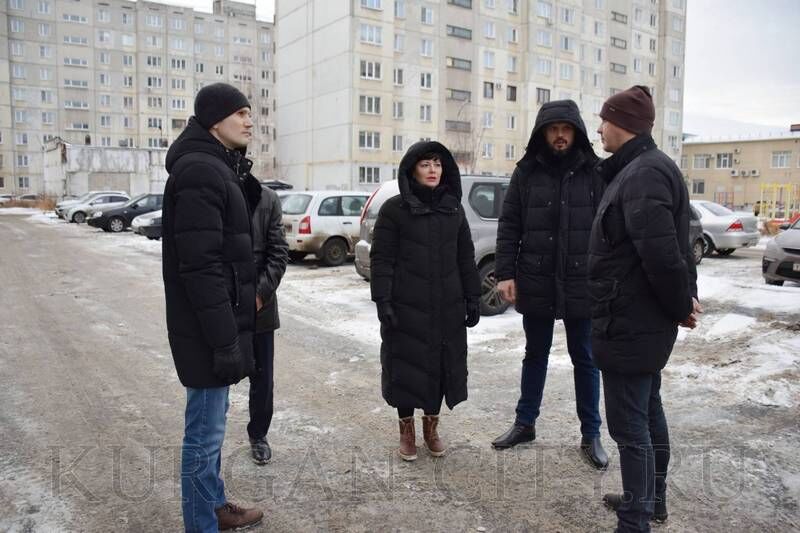 В Кургане прошел традиционный субботний объезд по уборке дворов