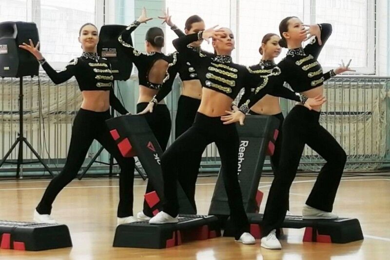 В Кургане открыли спортивный сезон по фитнес-аэробике