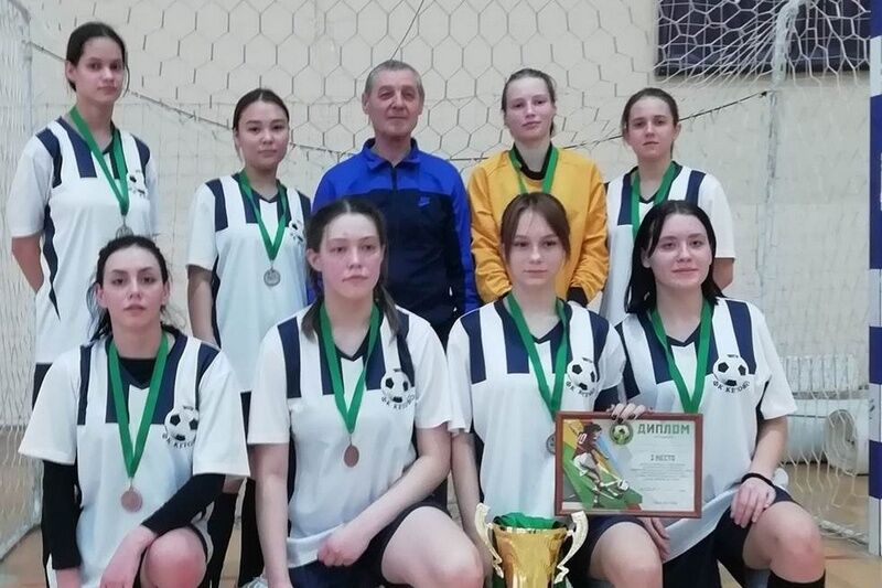 В Кургане прошёл тур первенства округов по мини-футболу среди девушек