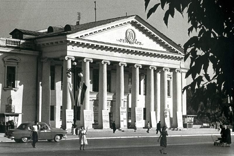 Курганскому театру драмы исполнилось 80 лет