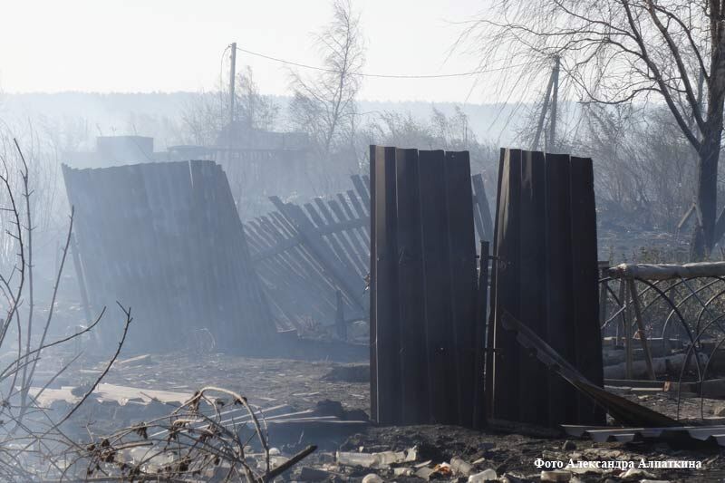 Пострадавшим в пожарах курганцам оказывается вся необходимая помощь