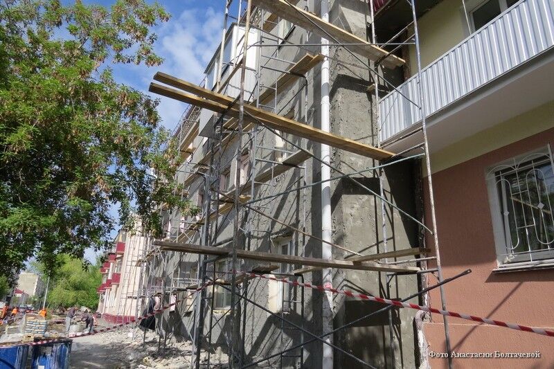 Жители дома № 146 по ул. К. Мяготина в Кургане поблагодарили за ремонт фасада