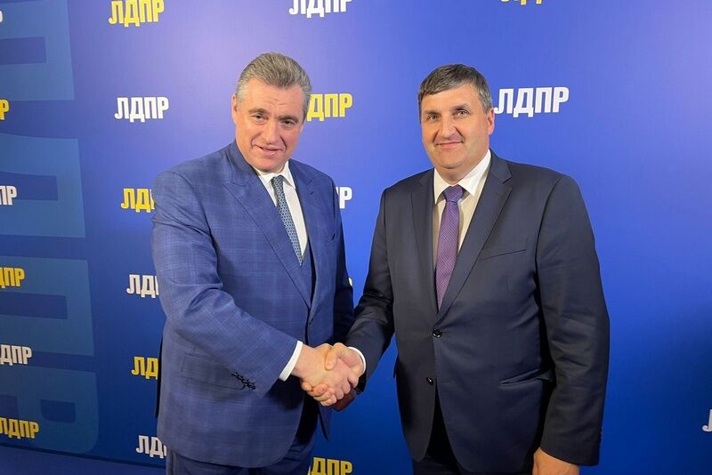 Чтобы победить фашизм XXI века, важно воевать на всех фронтах каждому русскому!