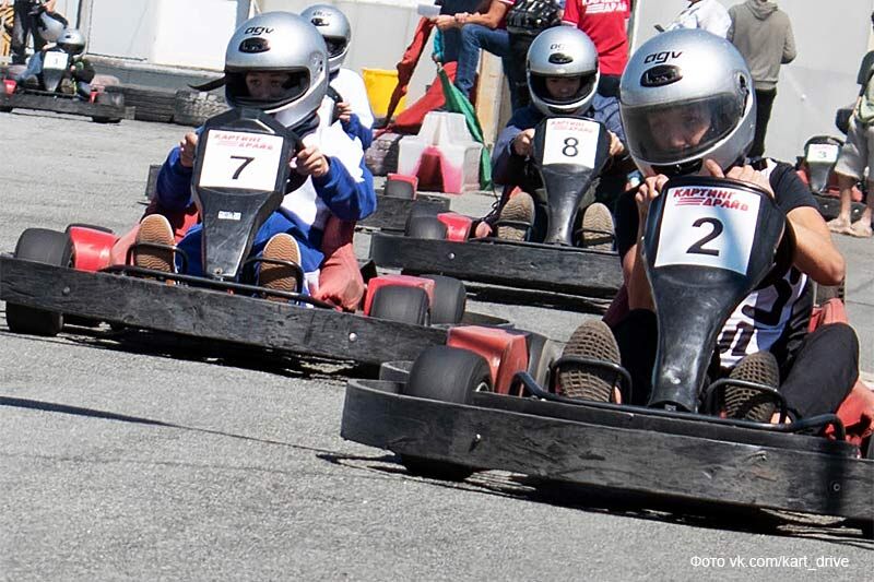 В Кургане дети-сироты из городов УрФО соревновались в картинге