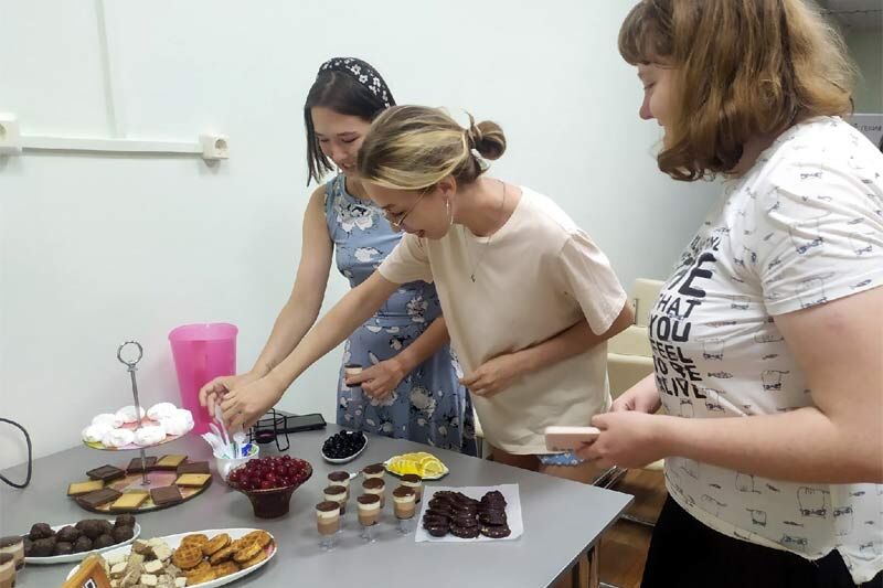 В Кургане кондитер готовит штоллен и бенто-торты