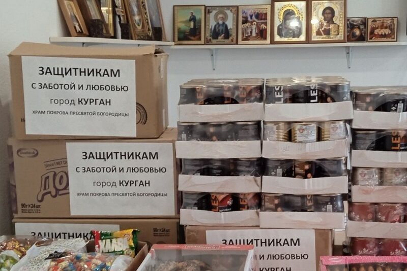 Курганские православные сшили повязки «Свой – чужой» для бойцов СВО