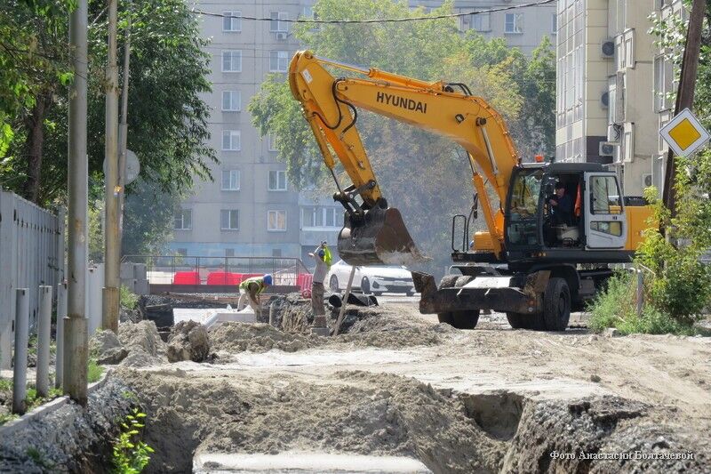 Ремонт инженерных сетей на перекрестке улиц Максима Горького и Новая подходит к завершению