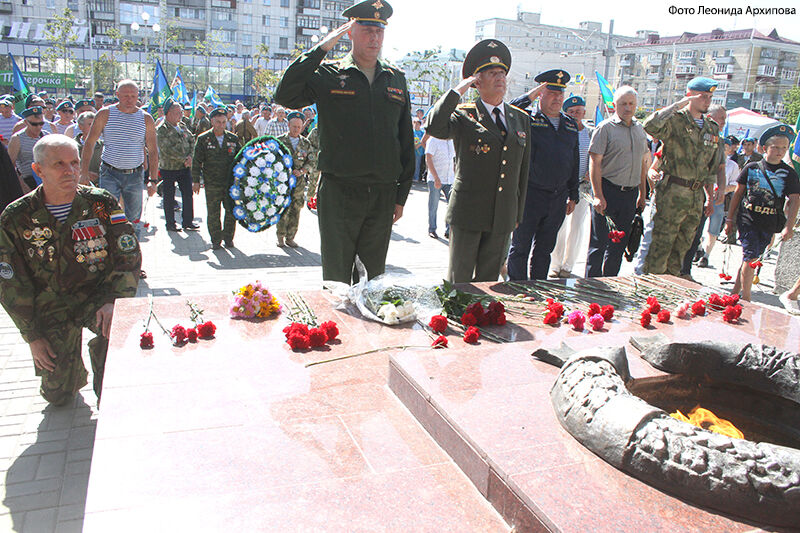 В Кургане отметили 93-ю годовщину со дня образования ВДВ