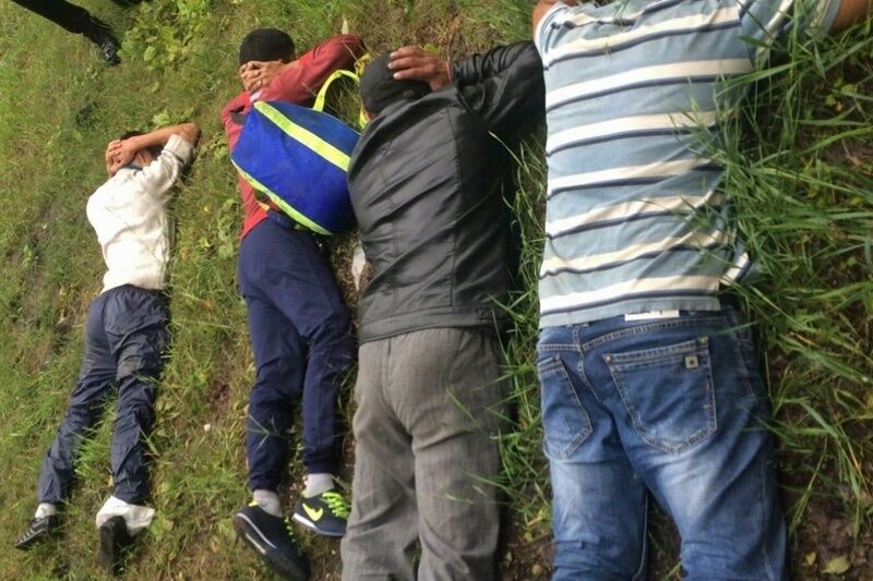 Курганские пограничники задержали банду нелегалов