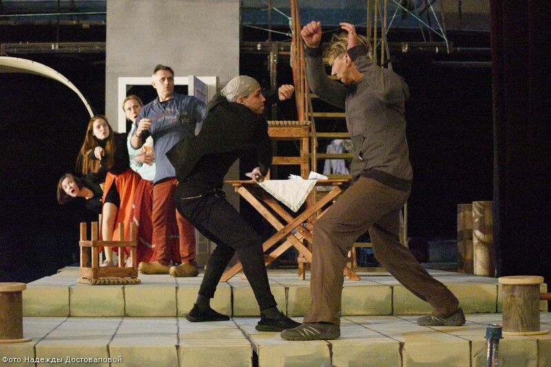 Актеры курганского драмтеатра репетируют новый спектакль