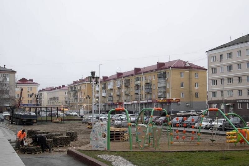 Территорию у курганского Дворца культуры машиностроителей благоустроят по-современному