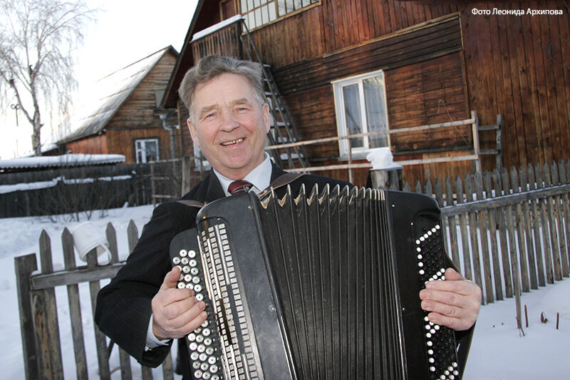 «Какая песня без баяна»