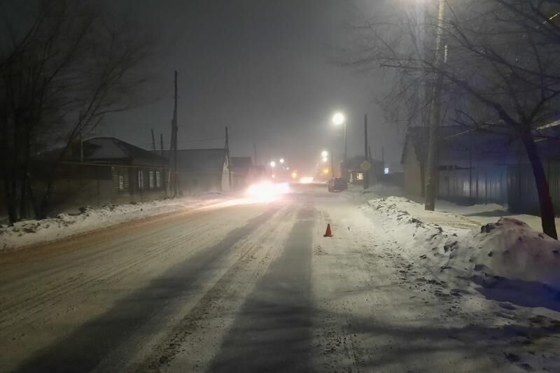 В Кургане ребёнок выбежал на дорогу и попал под машину