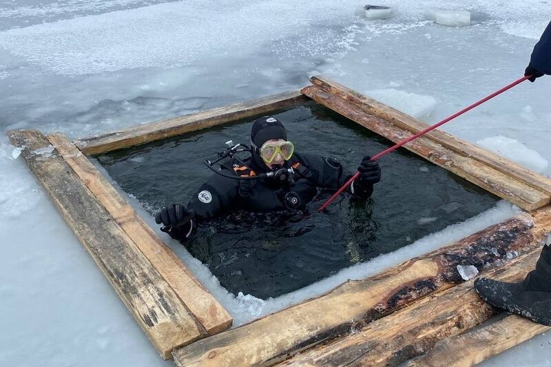 В Кургане со дна Тобола подняли тело утонувшего мужчины
