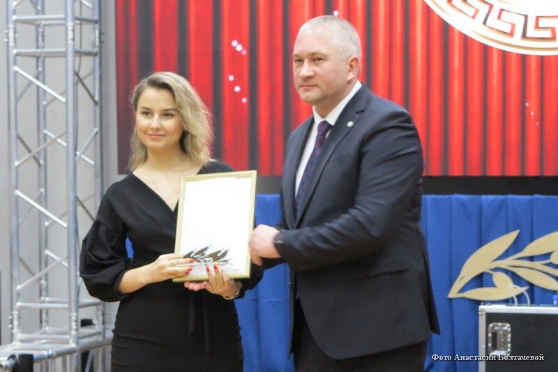 Сбербанк принял участие в награждении лучших студентов КГУ