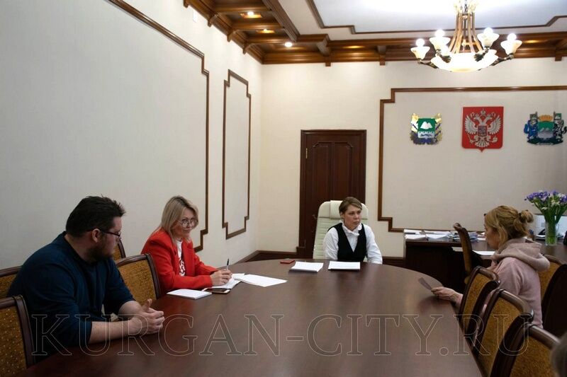 К временно исполняющему полномочия главы Кургана обратились горожане с жалобами на ЖКХ