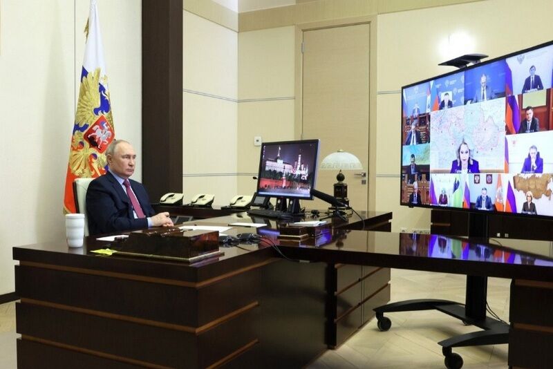 Президент и Правительство России обсудили реализацию новых национальных проектов